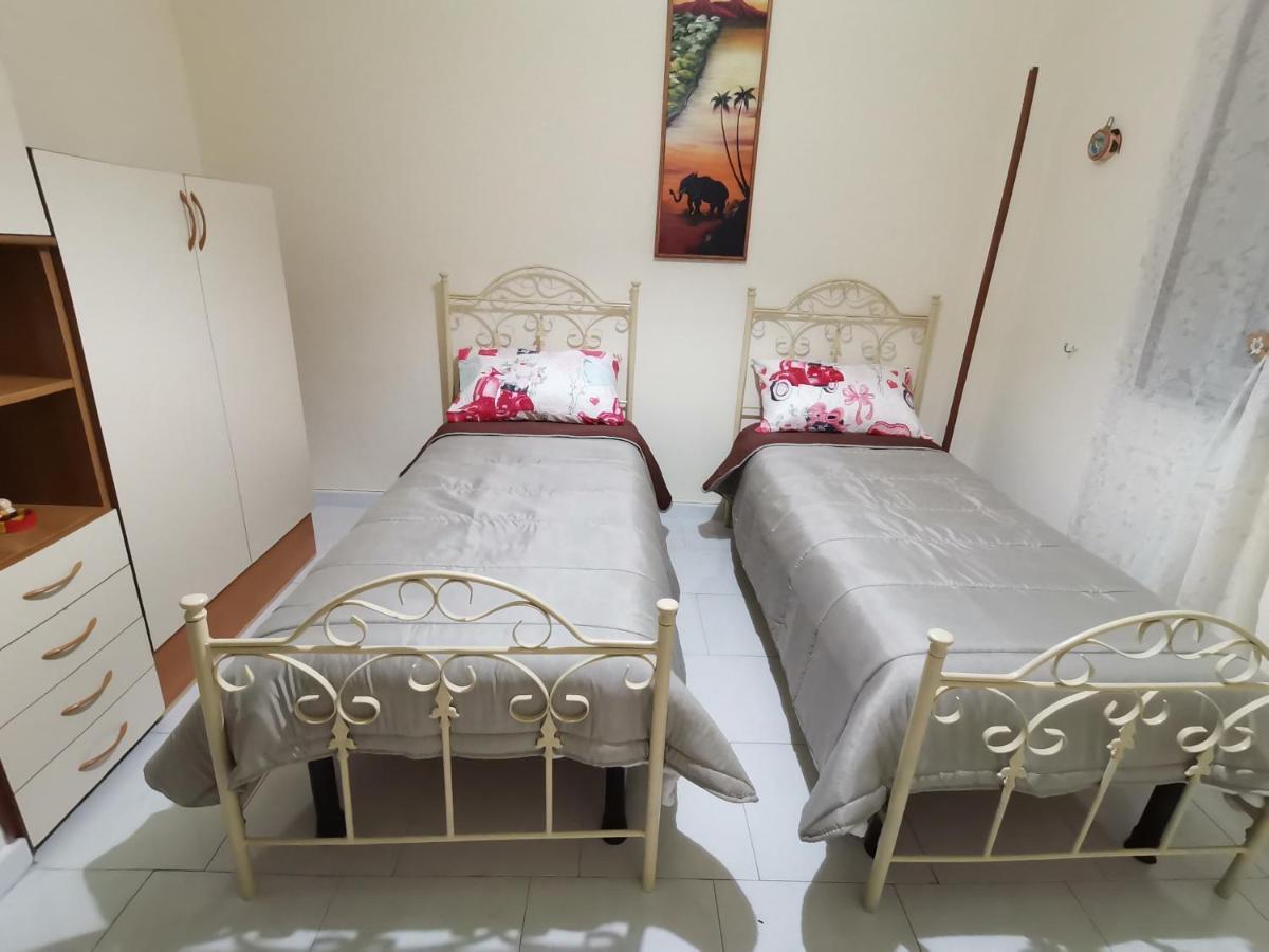 Apartamento A Casa Di Italia Nápoles Exterior foto